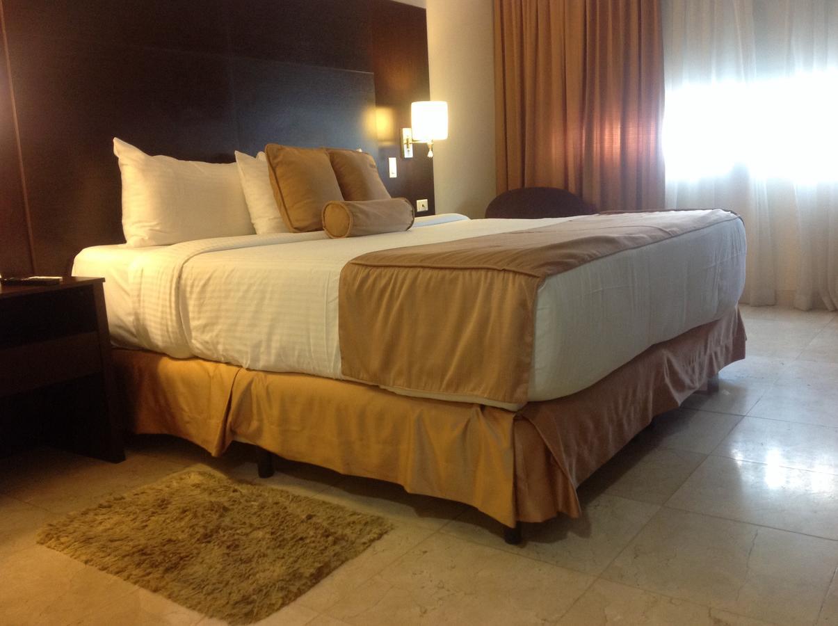 Wyndham Garden Panama by Rom bilde